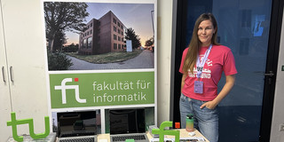 Booth of the Dept. Of Computer Science at Science Night in Dortmund
